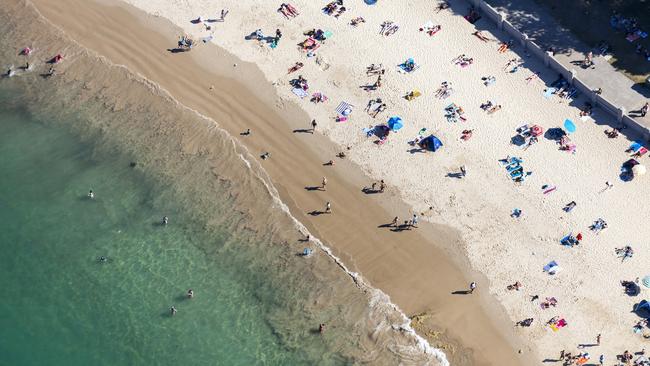 A 4000 person limit will be enforced at Balmoral Beach.