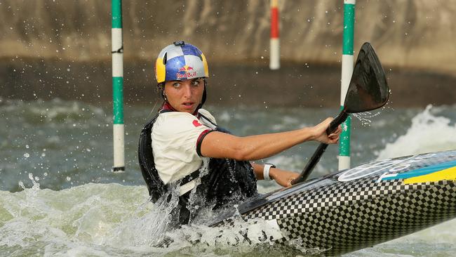 Jessica Fox and Noemie Fox will team up at the World Championships in France