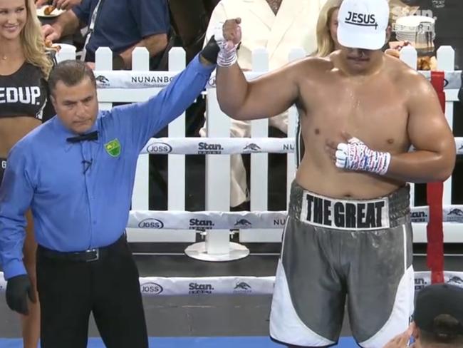 The referee makes it official. Photo: Stan Sport
