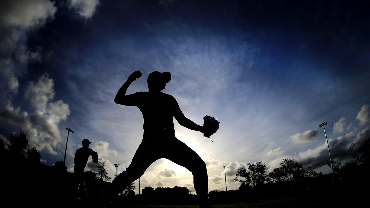 Local Tweed kids got to try out baseball at Tweed Heads today when some of the Brisbane Bandits players ran a training session at Arkinstal Park Photo Scott Powick