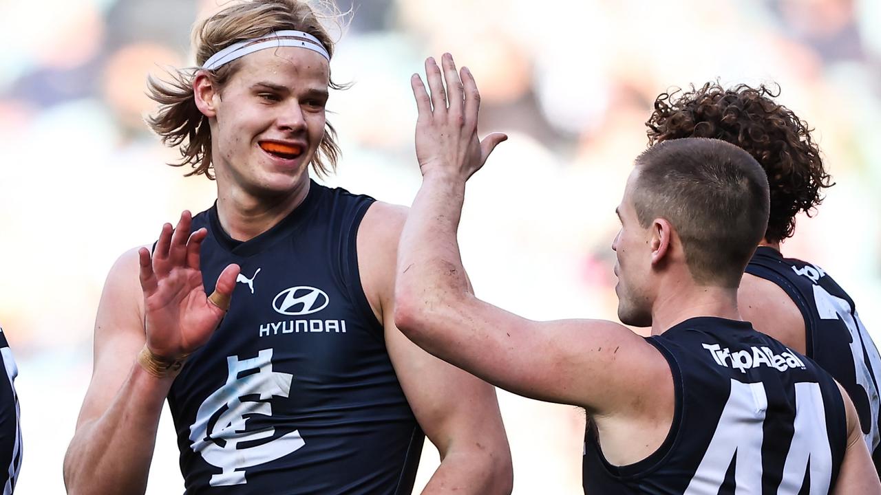 Uncontracted ruckman Tom De Koning will face the Dockers if passed fit on Friday, with coach Michael Voss ‘comfortable’ with how talks are progressing over his future. Picture: Dylan Burns / Getty Images