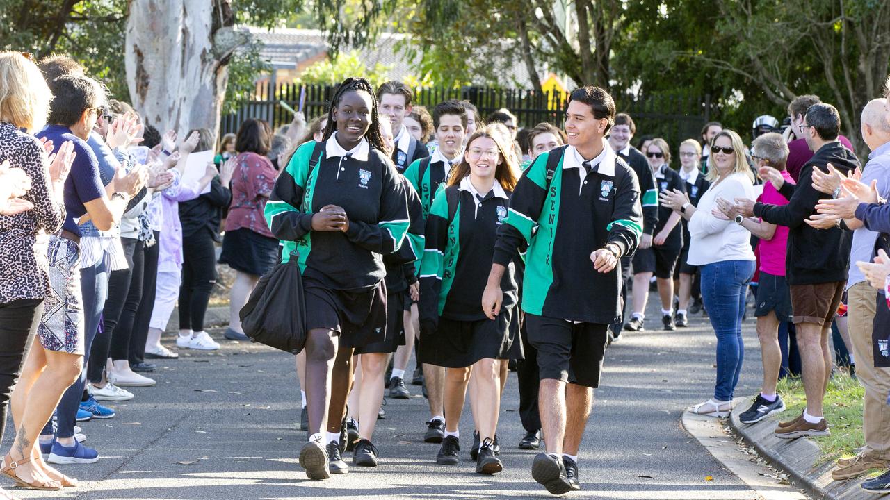 Bray Park High School Year 12 students guard of honour | The Courier Mail