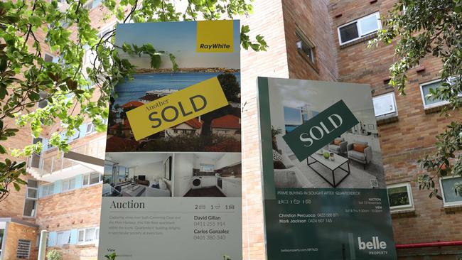 Homebuyers are being urged to build their buffer before interest rates rise. The RBA cash rate was dropped to a historic low of 0.1 per cent in response to the pandemic. Picture: NCA NewsWire/David Swift