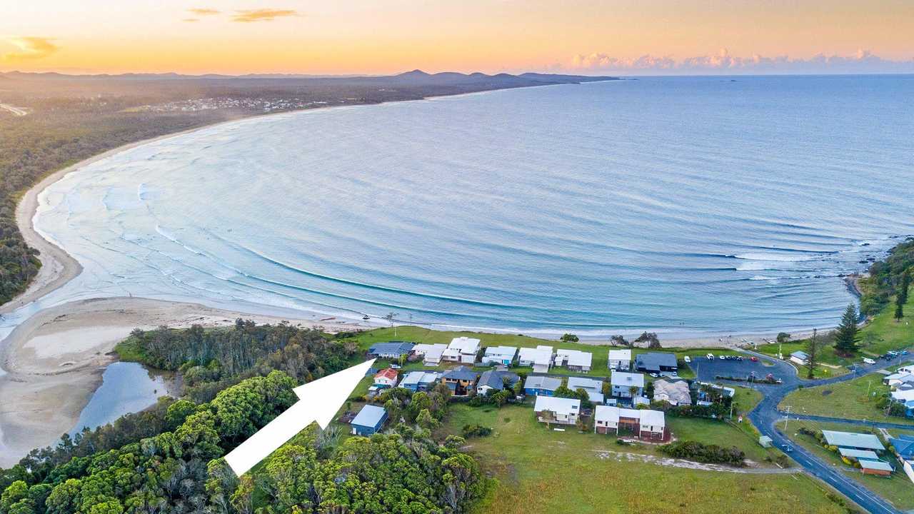 RECORD PRICE: 16 First Ave Arrawarra Headland sold for $1.625 million. Picture: Contributed