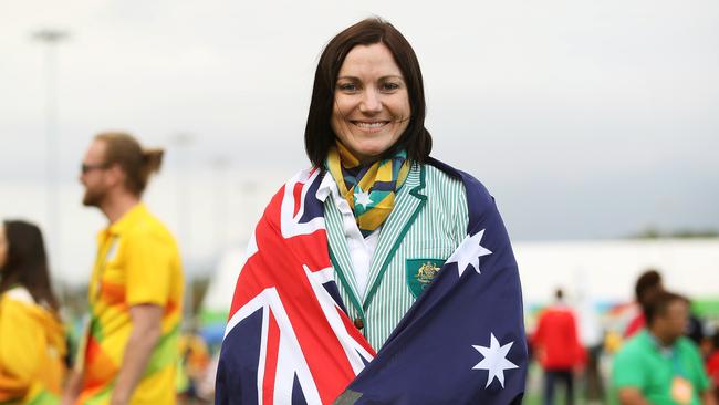 Australian flag bearer Anna Meares hoping for more track success.