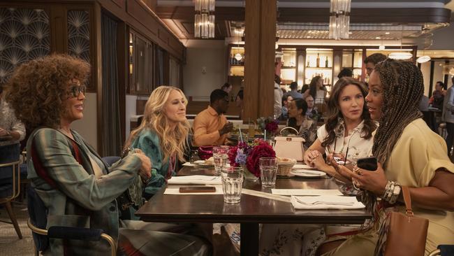 Carrie, Lisa, Charlotte and Nya do what they do best on And Just Like That - brunch. Photo: Binge.