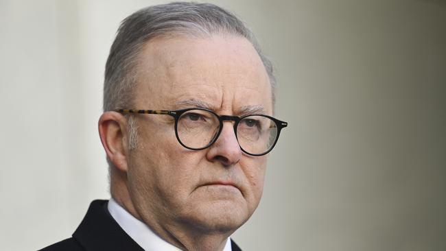 CANBERRA, Australia - NewsWire Photos - September 16, 2024: Prime Minister Anthony Albanese and Minister for Housing and Homelessness, Clare O'Neil hold a press conference at Parliament House in Canberra. Picture: NewsWire / Martin Ollman