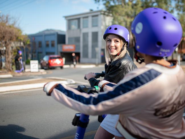 WEEKEND TELEGRAPHS SPECIAL. , PLEASE CONTACT WEEKEND PIC EDITOR JEFF DARMANIN BEFORE PUBLISHING.     , e Scooter trial in Armidale NSW A 12 month e-scooter trial from the NSW Government and Beam Mobility is coming to Armidale and the University of New England. Supplied.