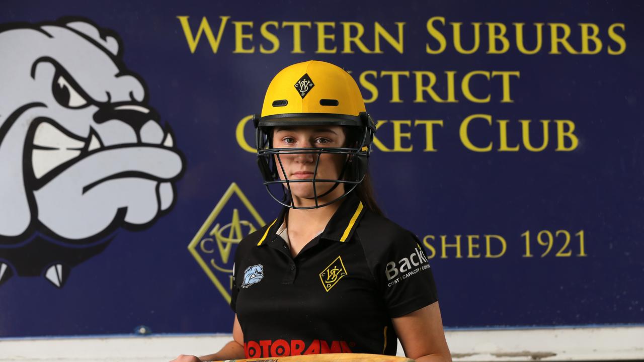 Graceville Bulldogs cricket player Naiya Varidel aged 14 in 2019. She is now a state under 19 player. Picture AAPImage/ David Clark