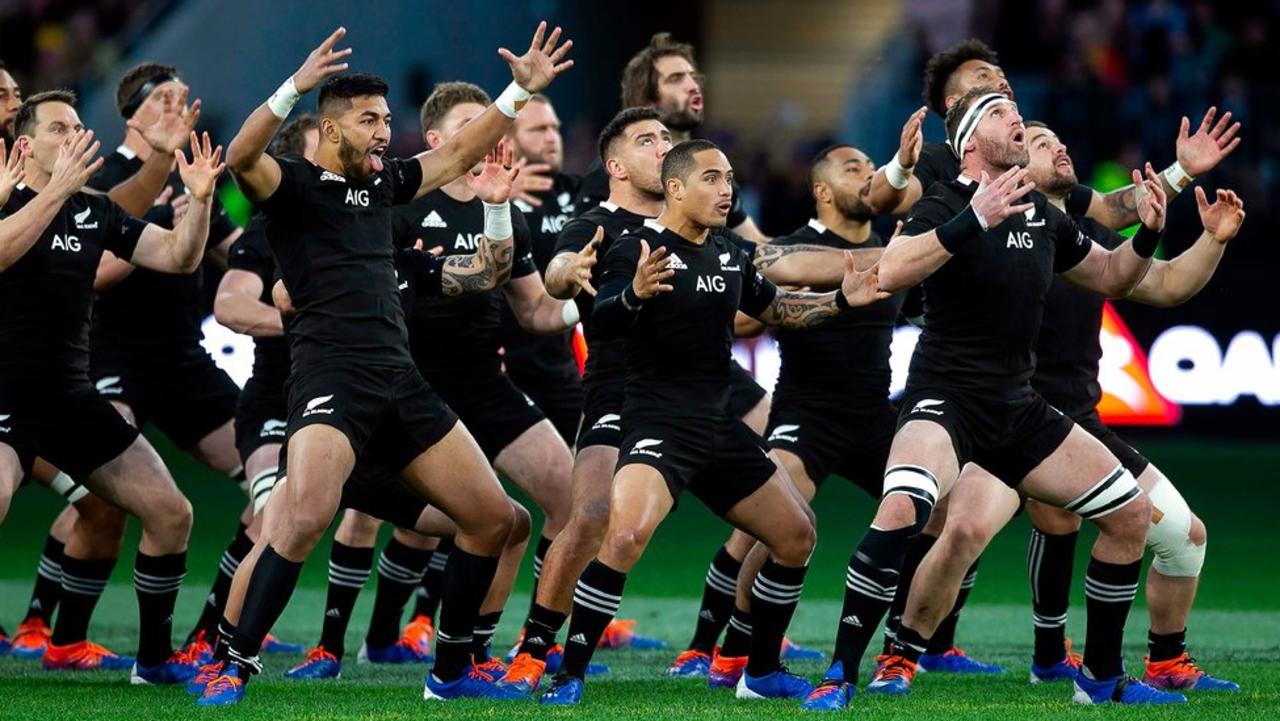 The modern day All Blacks put on some pre-match moves.