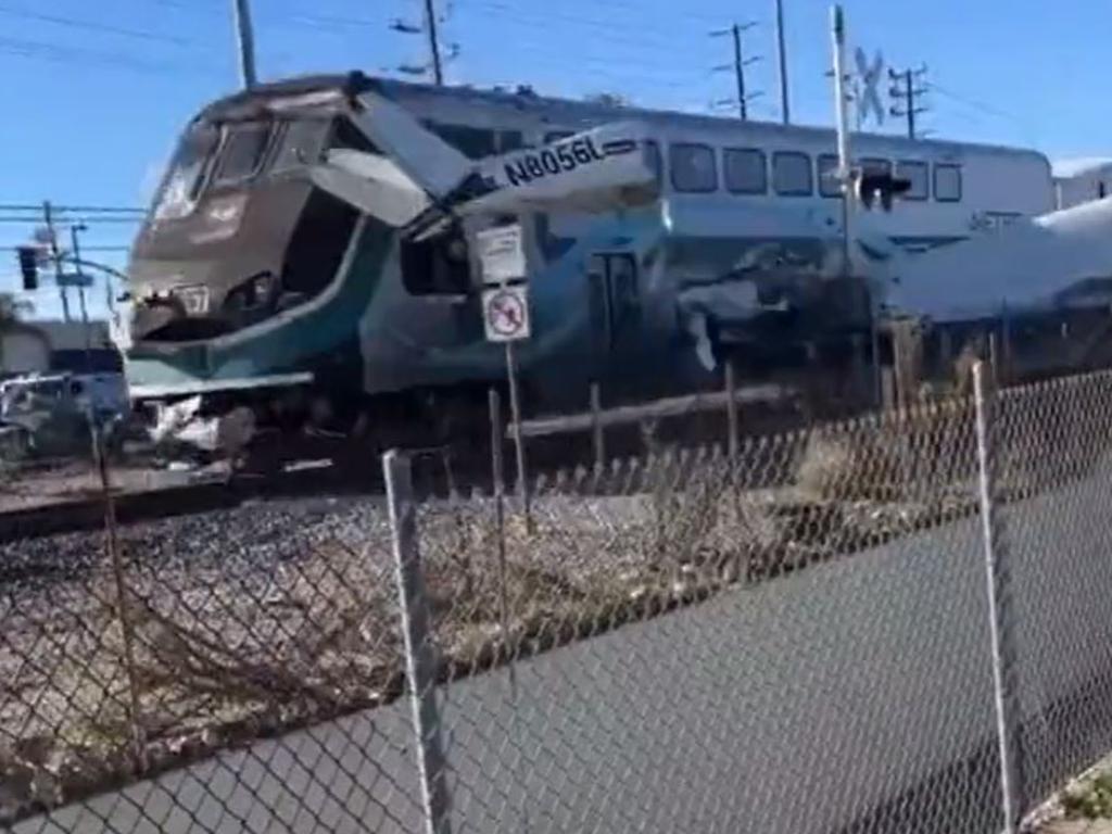The train then smashes into the wreckage. Picture: CBS/Luis Jimenez/Twitter
