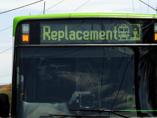 Major delays were caused to Metro and V Line services on Saturday morning due to a broken signalling cable. A replacement bus service outside Essendon Station. Trains.