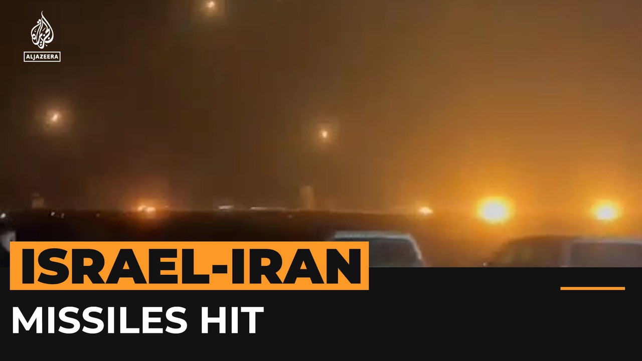 Videos show Iranian missiles hitting Israel