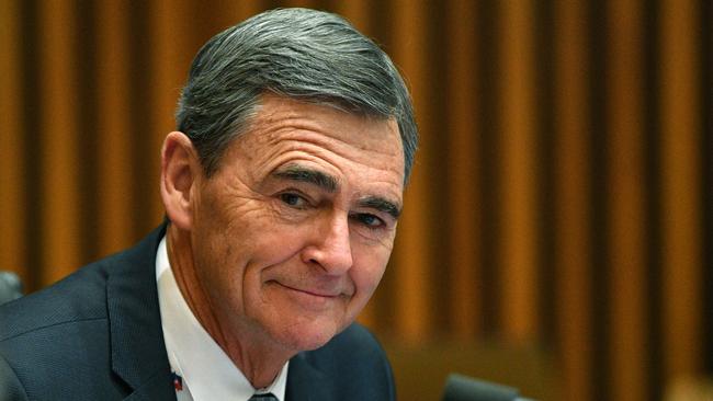 Premier John Brumby has supported calls for a royal commission into the current bushfire crisis.