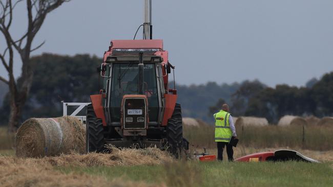 Geelong S Fagg Family Gathers At Hay Baler Farmer S Bedside After Tragic Accident Geelong Advertiser