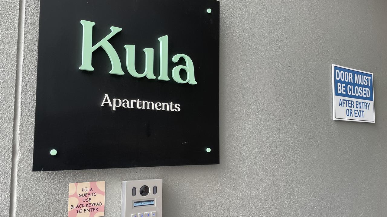 Kula Apartments 可供短期或长期住宿的客人使用。