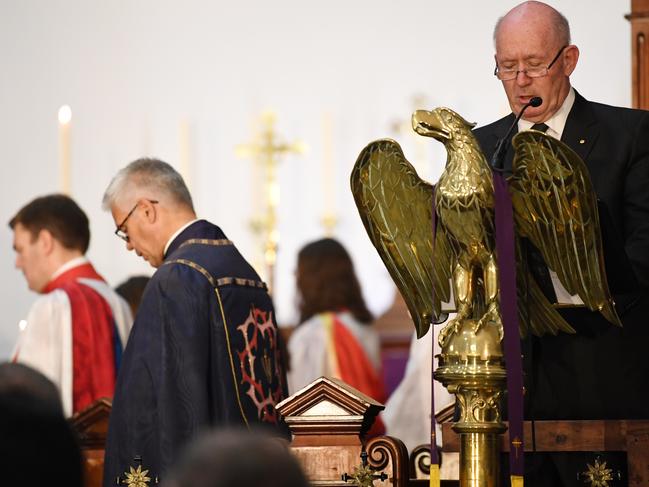 Governor-General Sir Peter Cosgrove speaks during the state funeral of Sir Nicholas Michael Shehadie at St James' Church in Sydney. Picture: AAP/David Moir.