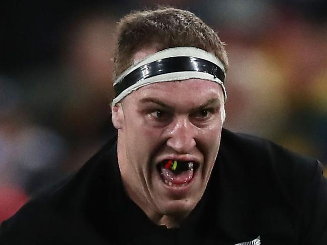 SYDNEY, AUSTRALIA - AUGUST 18:  Brodie Retallick of the All Blacks runs away to score a try during The Rugby Championship Bledisloe Cup match between the Australian Wallabies and the New Zealand All Blacks at ANZ Stadium on August 18, 2018 in Sydney, Australia.  (Photo by Matt King/Getty Images)