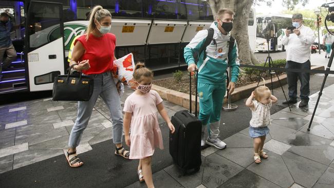 The Warner family arrive in Double Bay where the Australian and Indian cricket teams are staying. Picture: Tim Pascoe