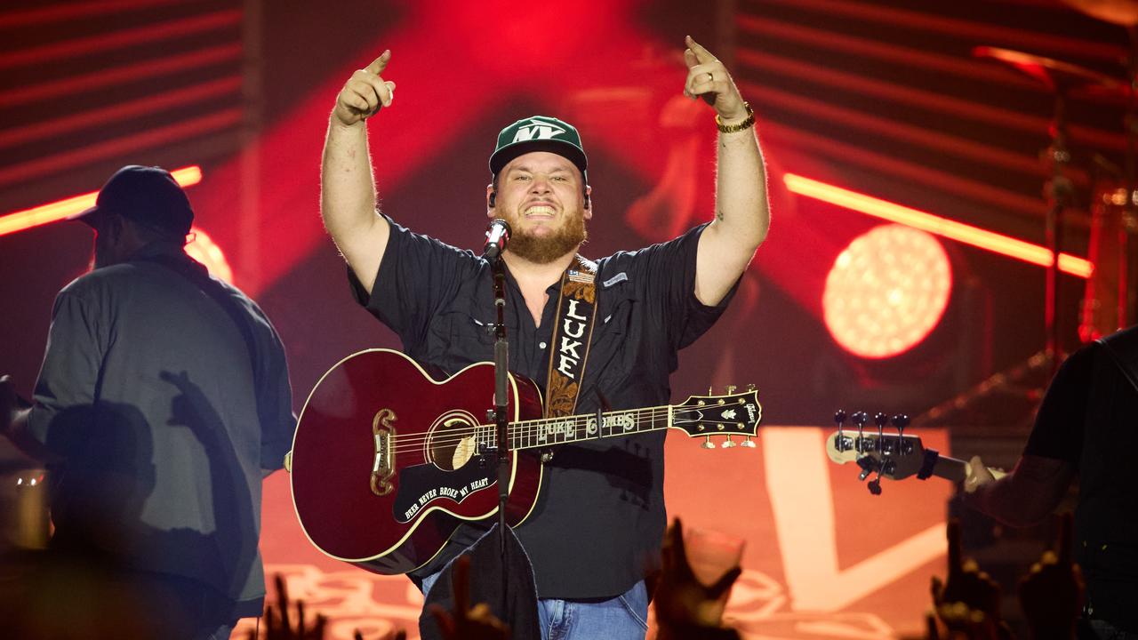 Country megastar Luke Combs confirms return to Qld