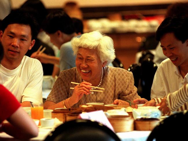 Chinese migrants from Guangdon province enjoy yum cha in Sydney's Haymarket.