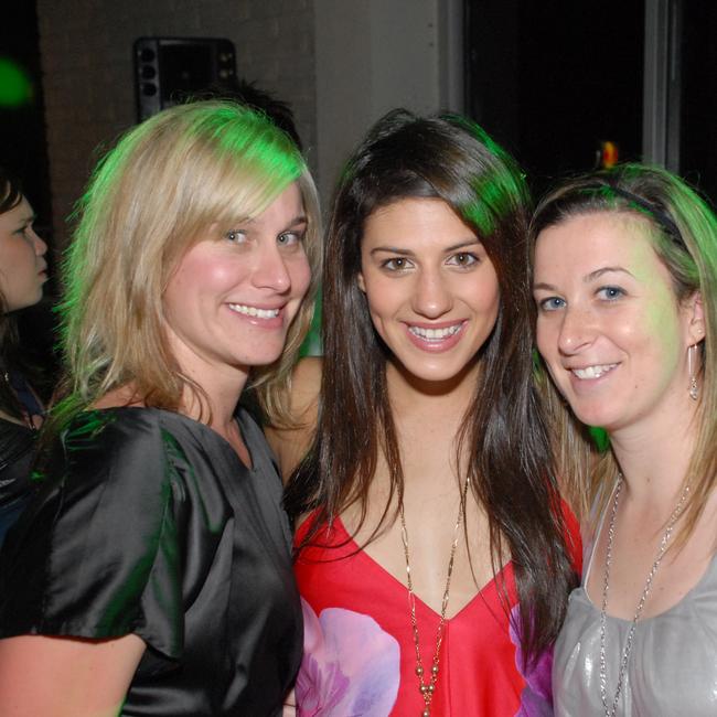 The X-Box Party at Billy's Beach House. Mel Lamb, Stephanie Rice, Belinda Nevell.