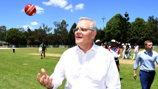 ScoMo constantly telling Australians ‘she’ll be right mate’, won’t fix anything, and he’s increasingly being seen as something of a fake. Picture: Dan Peled