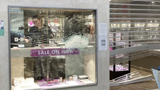 Angus and Coote Dubbo Orana Mall store, targeted by thieves on July 4, 2021. Picture: Ryan Young