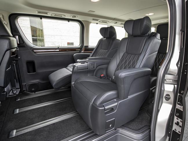 Luxurious rear seats