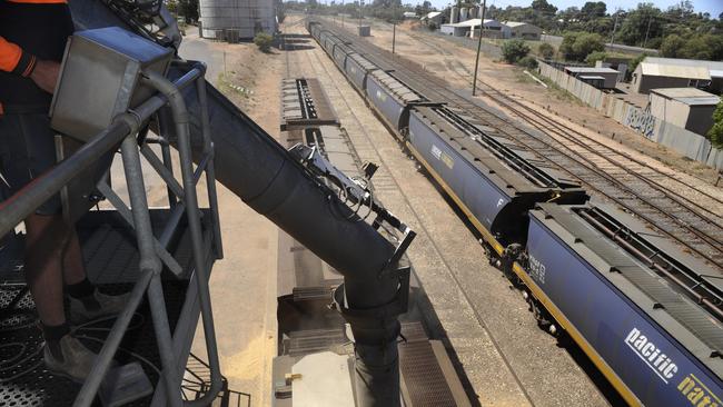 A solution has been found that would allow grain and container freight trains from Northwest Victoria to avoid a 248km detour on their journey to Geelong.