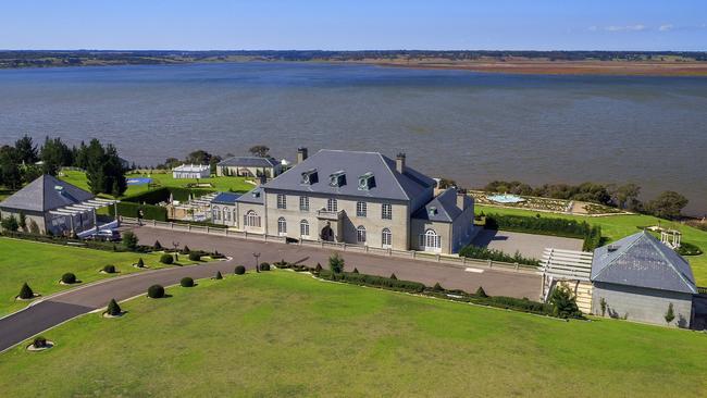 Campbell Point House offers up food — and rooms — with a view.