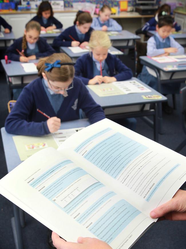 Teachers have been warned to watch out for tech-savvy kids who could cheat on online NAPLAN tests.