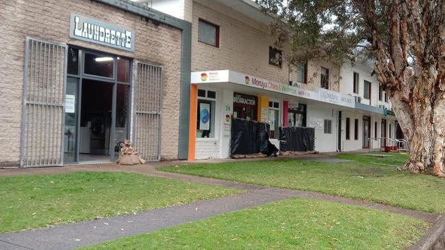 Sandbagging in the Moruya CBD. Picture: supplied.