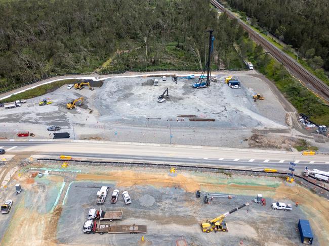 Work on the Coomera Connector.