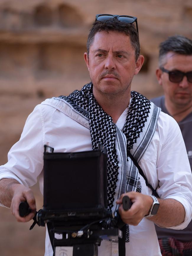 Fraser on the Dune set.