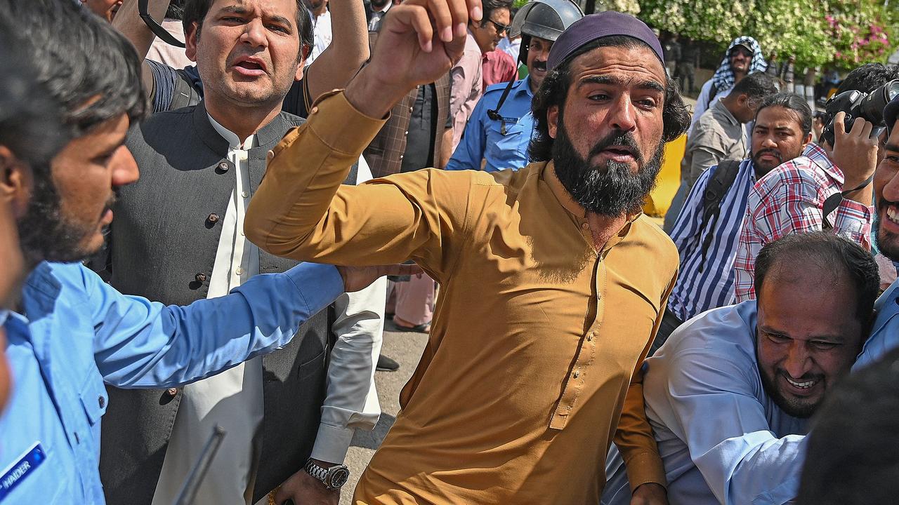 Pakistan In Chaos After Dramatic Attempt To Boot PM Imran Khan From ...