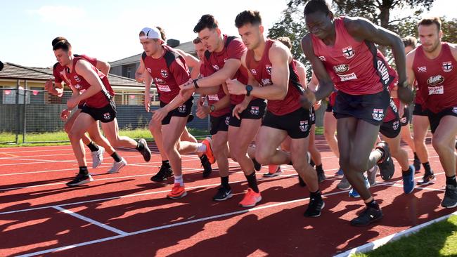 St Kilda players take off for a time-trial at Moorabbin. Picture: Tony Gough