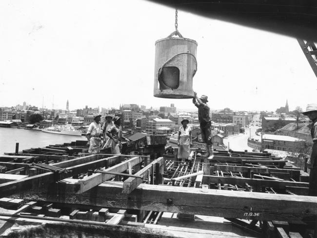 The construction of the Story Bridge created at least 1000 jobs during the Great Depression.