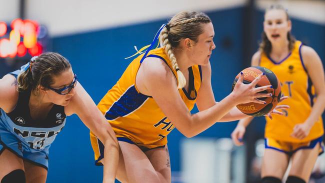 Action between the ACT and NSW Ivor Burge women at the 2025 Basketball Australia Under-20 & Ivor Burge National Championships. Picture: Taylor Earnshaw