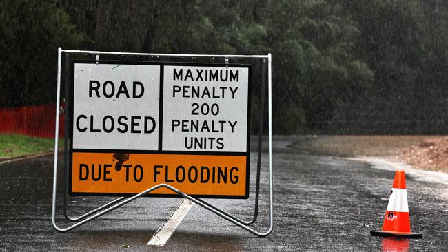 Automated flood warning signs will be erected on Gap Creek Rd, which is notorious for being cut in wet weather. Picture: Tara Croser