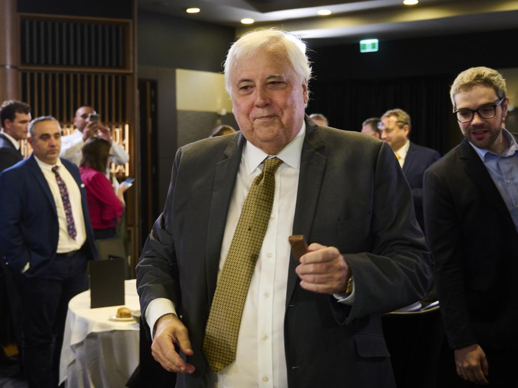 CANBERRA, AUSTRALIA – APRIL 07: Clive Palmer, Chairman of The United Australia Party, wants a cap on rate rises. Picture: Rohan Thomson/Getty Images