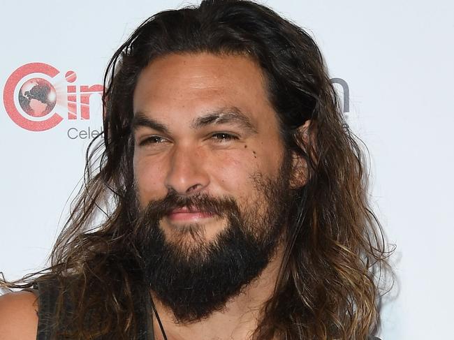 Actor Jason Momoa arrives at CinemaCon 2017, Warner Bros Pictures Invites You to ?The Big Picture?, at The Colosseum at Caesars Palace during CinemaCon on March 29, 2017 in Las Vegas, Nevada. / AFP PHOTO / ANGELA WEISS