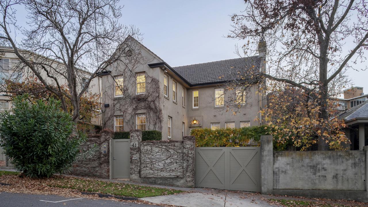 41 Heyington Place, Toorak has sold for for more than $6m.