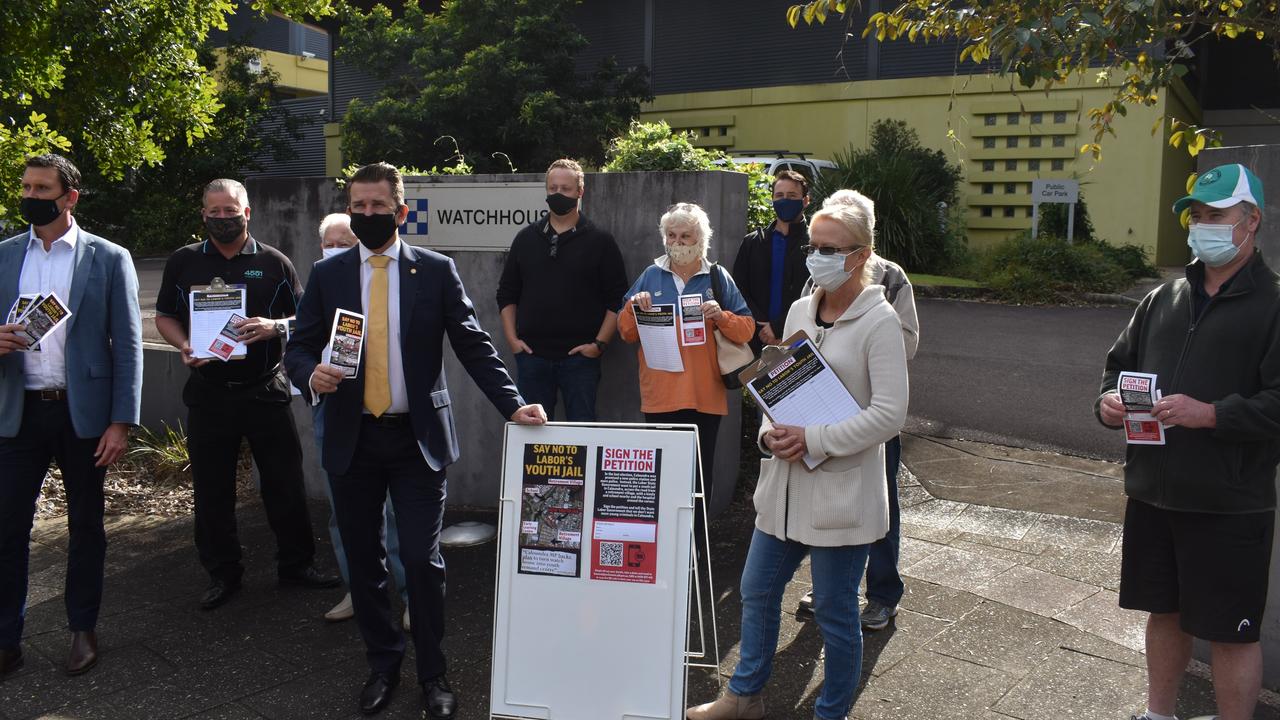 Community groups and LNP politicians are backing a petition against the state government's plans to turn the Caloundra Watchhouse into a short term youth remand centre.