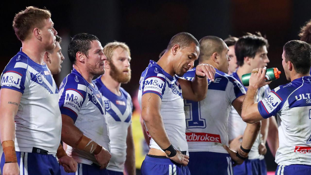 The Bulldogs are struggling to create points. (AAP Image/Brendon Thorne)