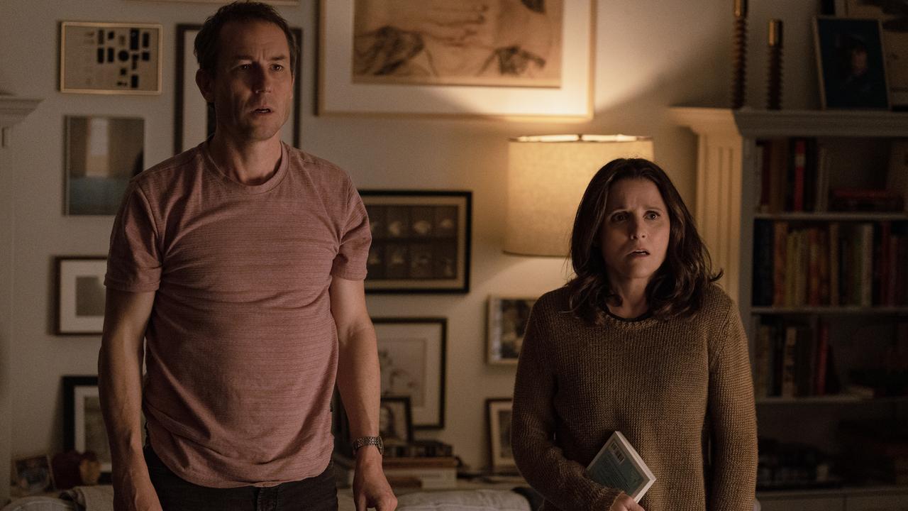 Julia Louis-Dreyfus and Tobias Menzies in You Hurt My Feelings.