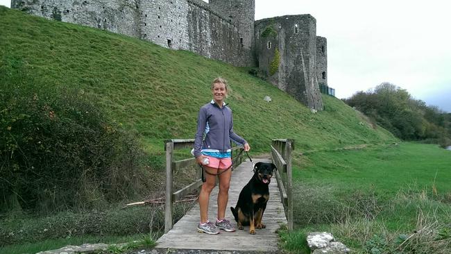 Emma seeing the sites while house-sitting.