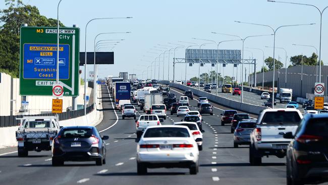 Heavy traffic on the M1 Pacific Motorway. Picture: Nigell Hallett