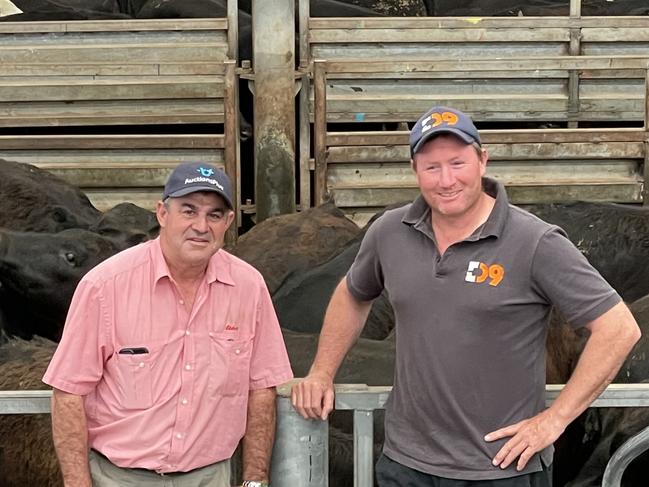 Carlo Taranto from Elders Pakenham with Daniel Bates from Neerim East who sold 20 Angus steers, 12 months, at the Pakenham store sale.