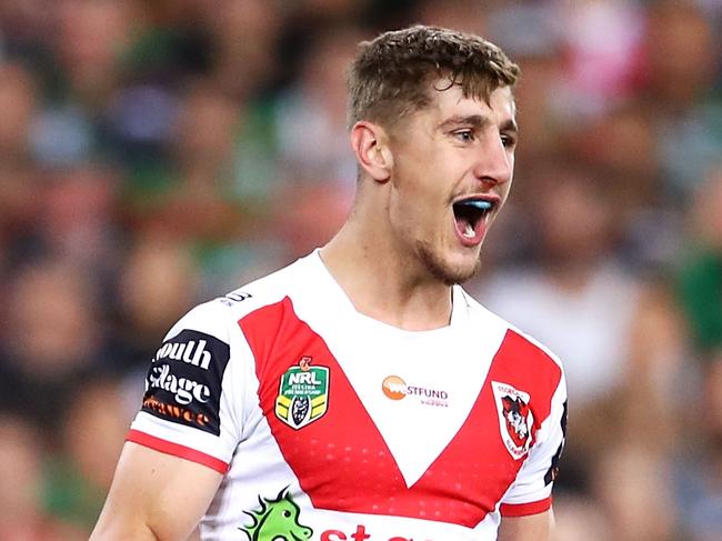 SYDNEY, AUSTRALIA - SEPTEMBER 15: Zac Lomax of the Dragons celebrates kicking a penalty goal during the NRL Semi Final match between the South Sydney Rabbitohs and the St George Illawarra Dragons at ANZ Stadium on September 15, 2018 in Sydney, Australia. (Photo by Mark Kolbe/Getty Images)